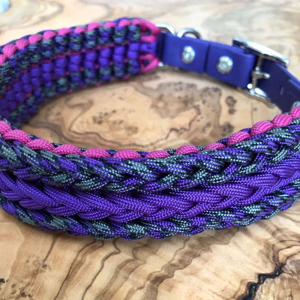 Paracord Dog Collar ~ Adjustable 16.5